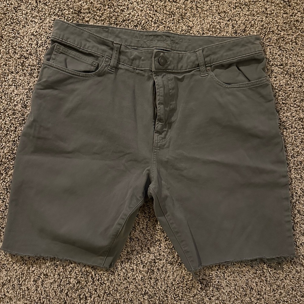 AE shorts